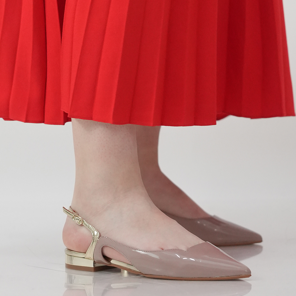 PANTOFI DECUPATI LIU JO